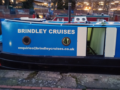 Brindley cruises boat external view at mooring
